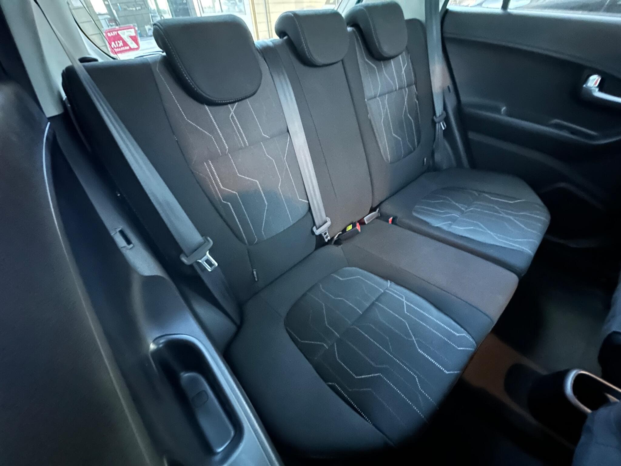 2016 Kia Picanto - Thumbnail 10