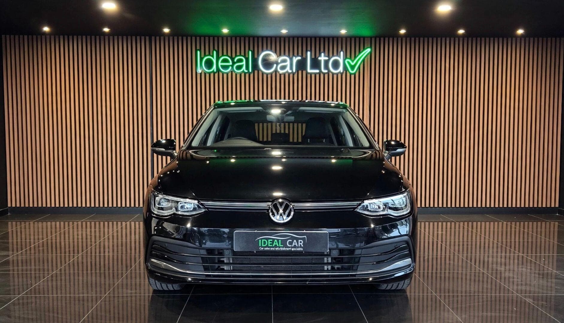 2020 Volkswagen Golf - Image 3