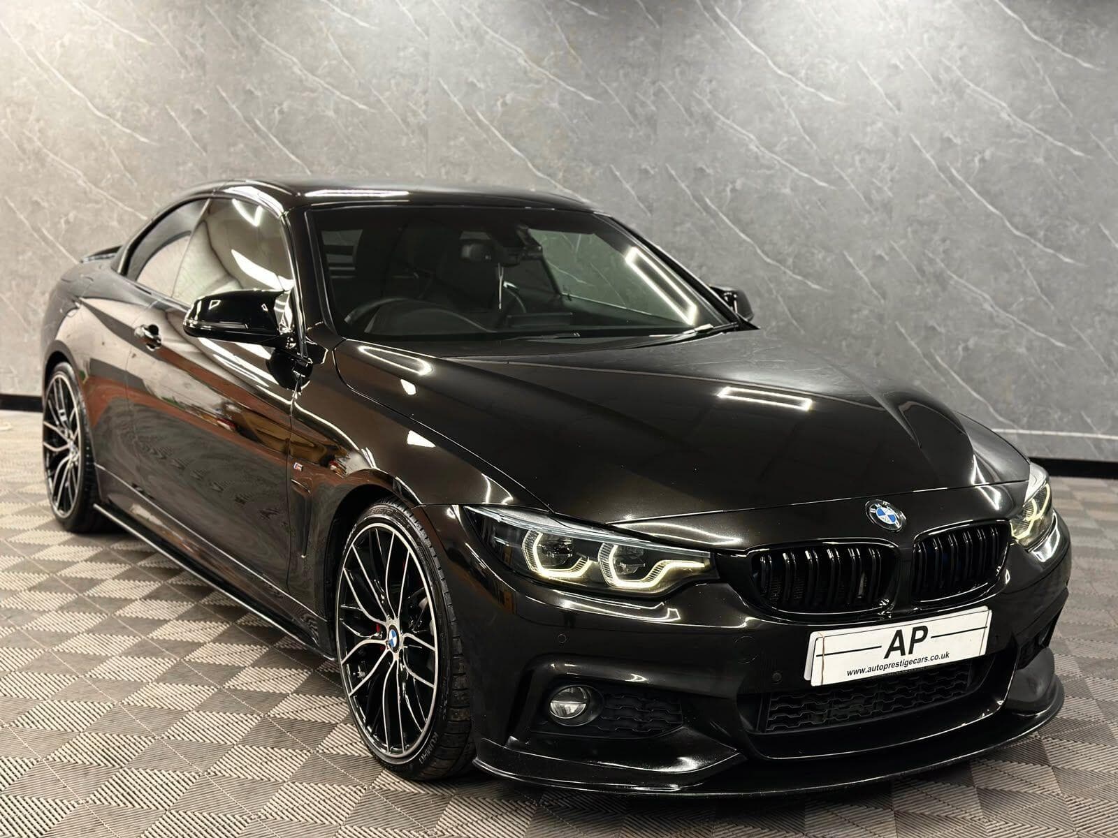 2017 BMW 4 Series - Thumbnail 2