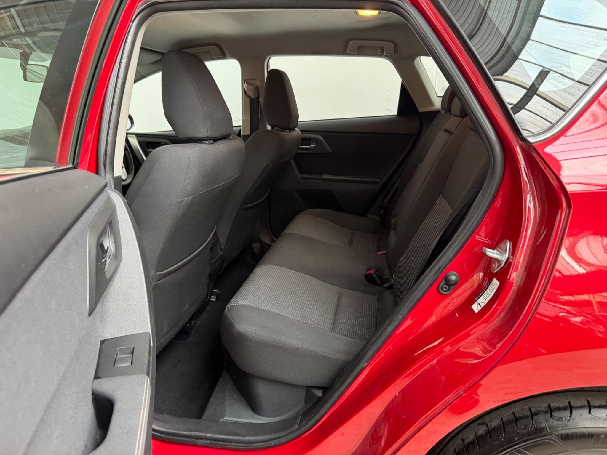 2015 Toyota Auris - Thumbnail 11