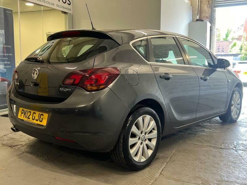 2012 Vauxhall Astra - Thumbnail 10