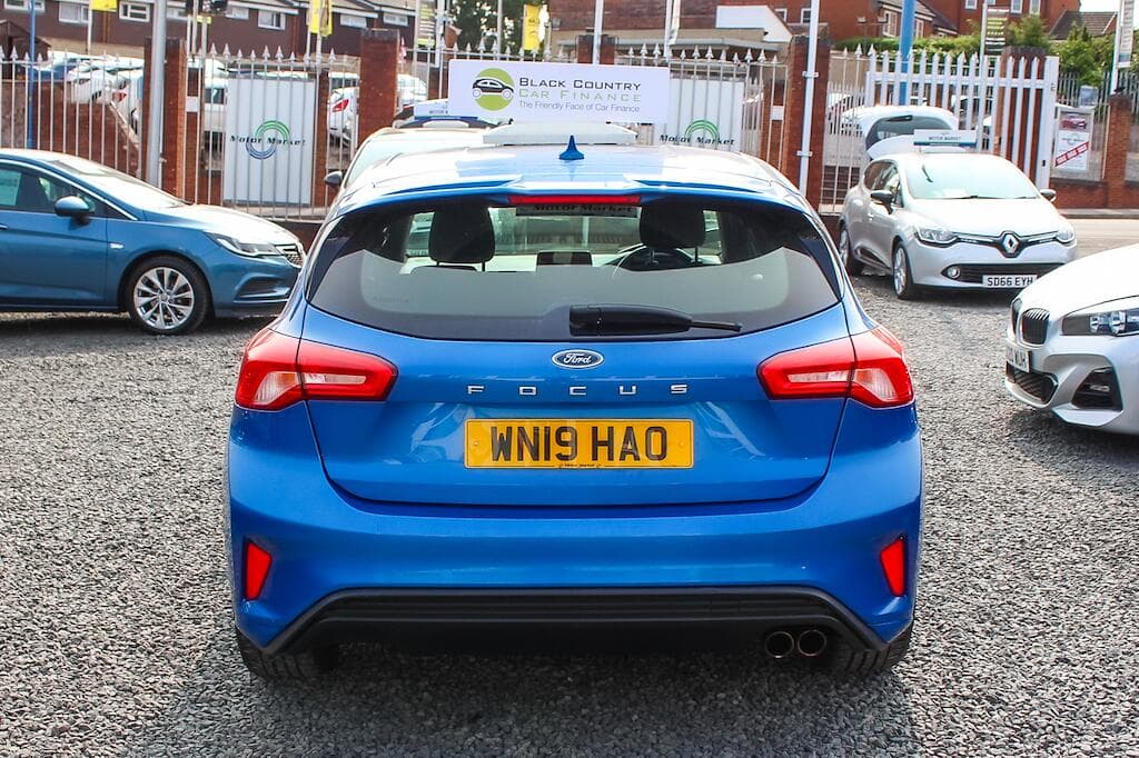 2019 Ford Focus - Thumbnail 7