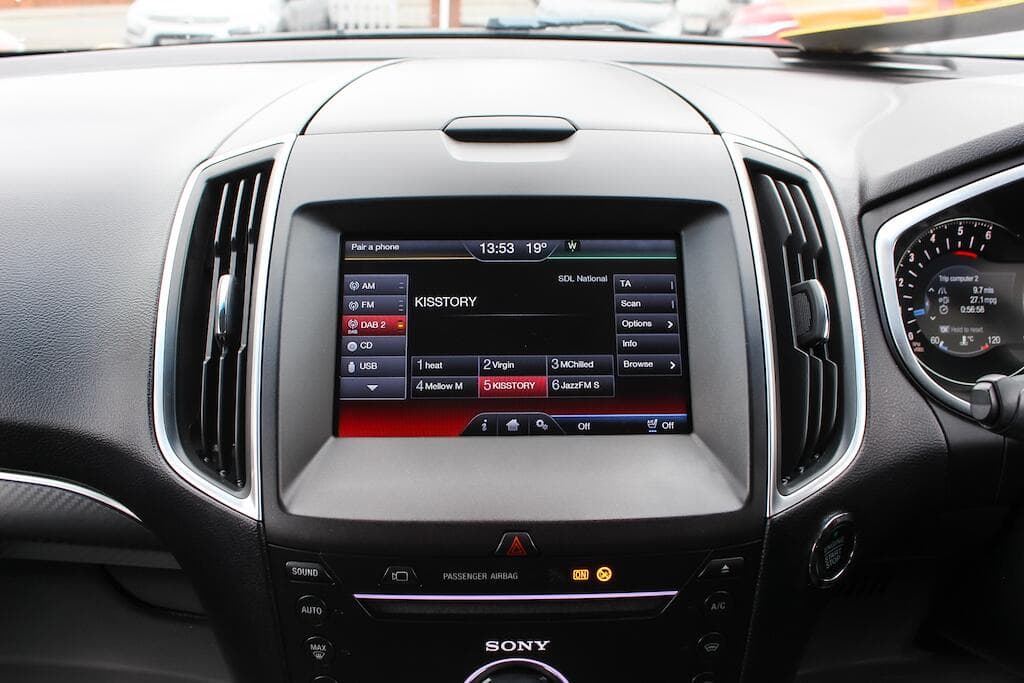 2016 Ford Edge - Thumbnail 34