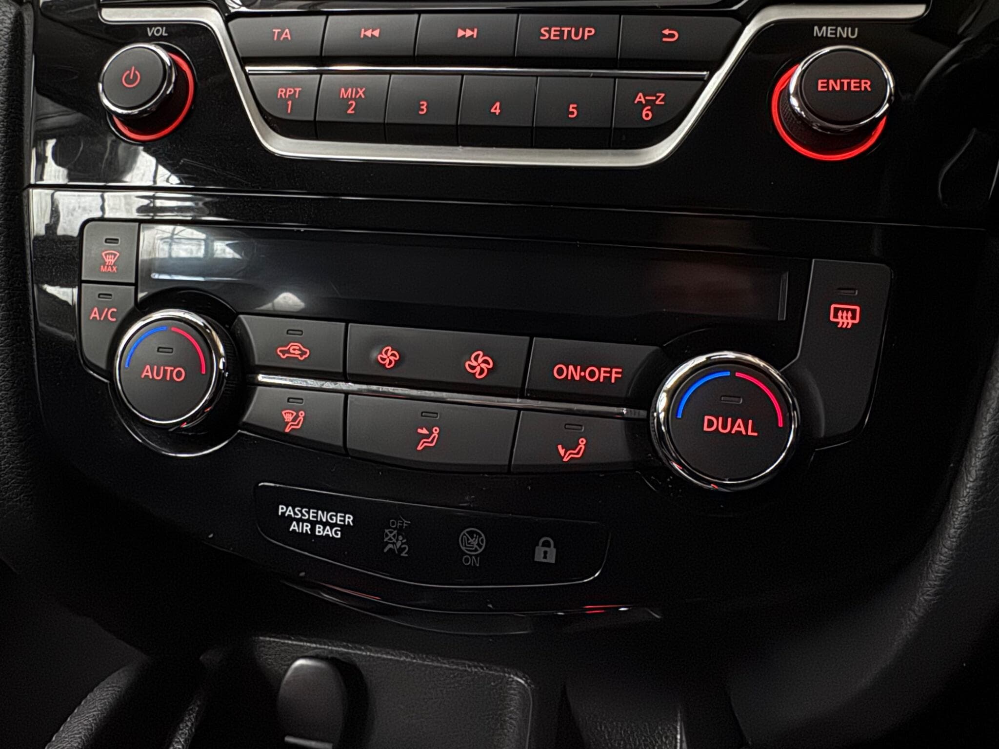 2014 Nissan Qashqai - Thumbnail 16