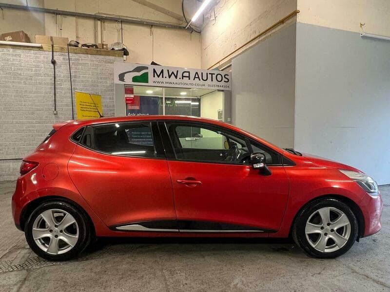 2016 Renault Clio - Thumbnail 4