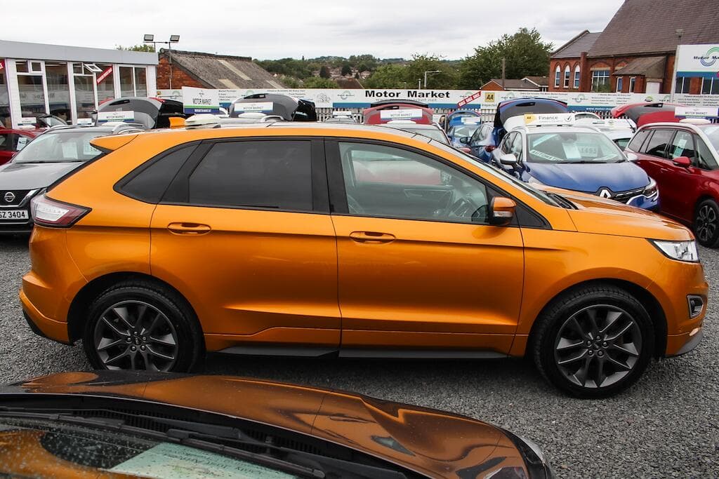 2016 Ford Edge - Thumbnail 11