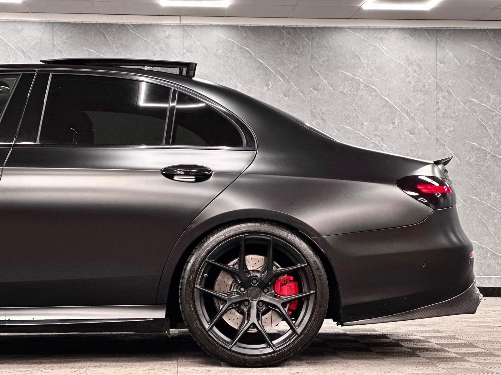 2020 Mercedes-Benz E Class - Thumbnail 10