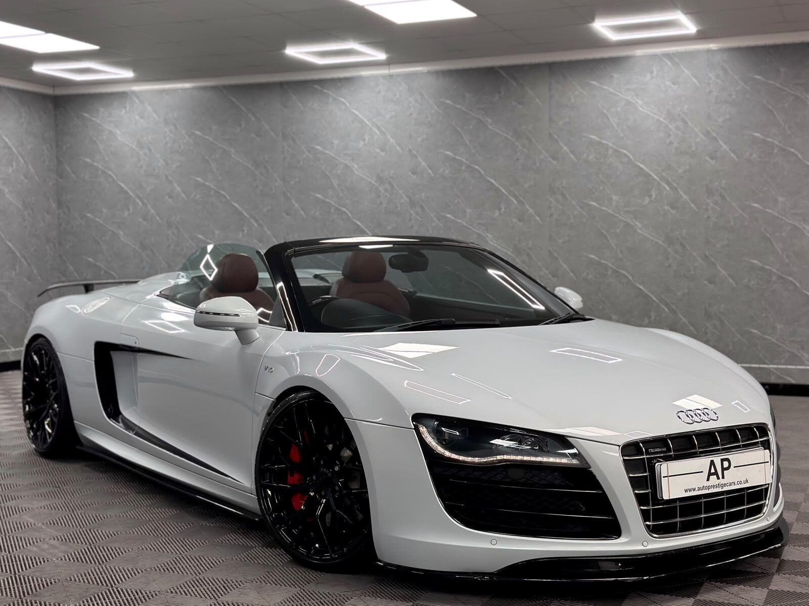 2010 Audi R8 - Thumbnail 16