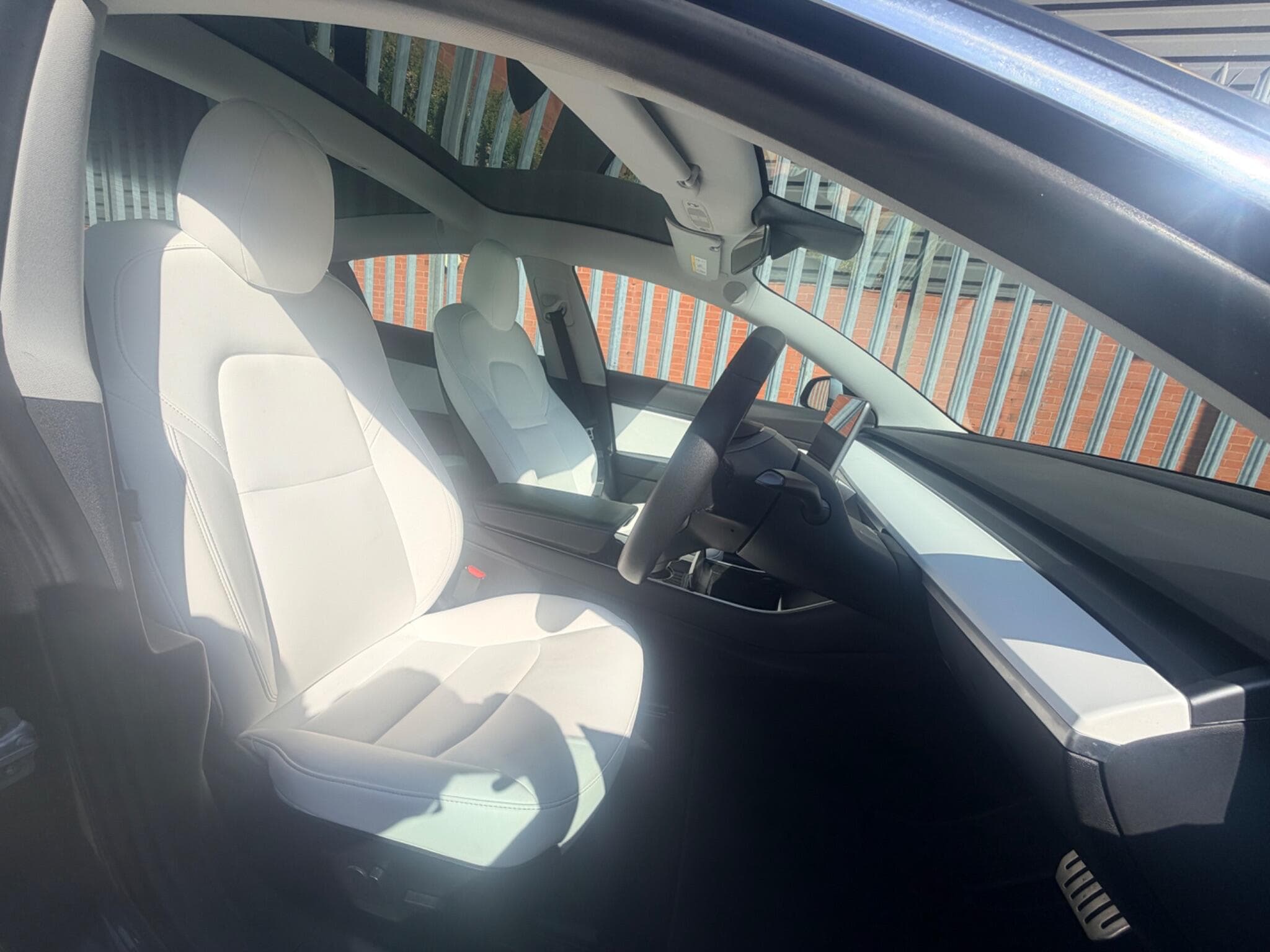 2019 Tesla Model 3 - Thumbnail 8