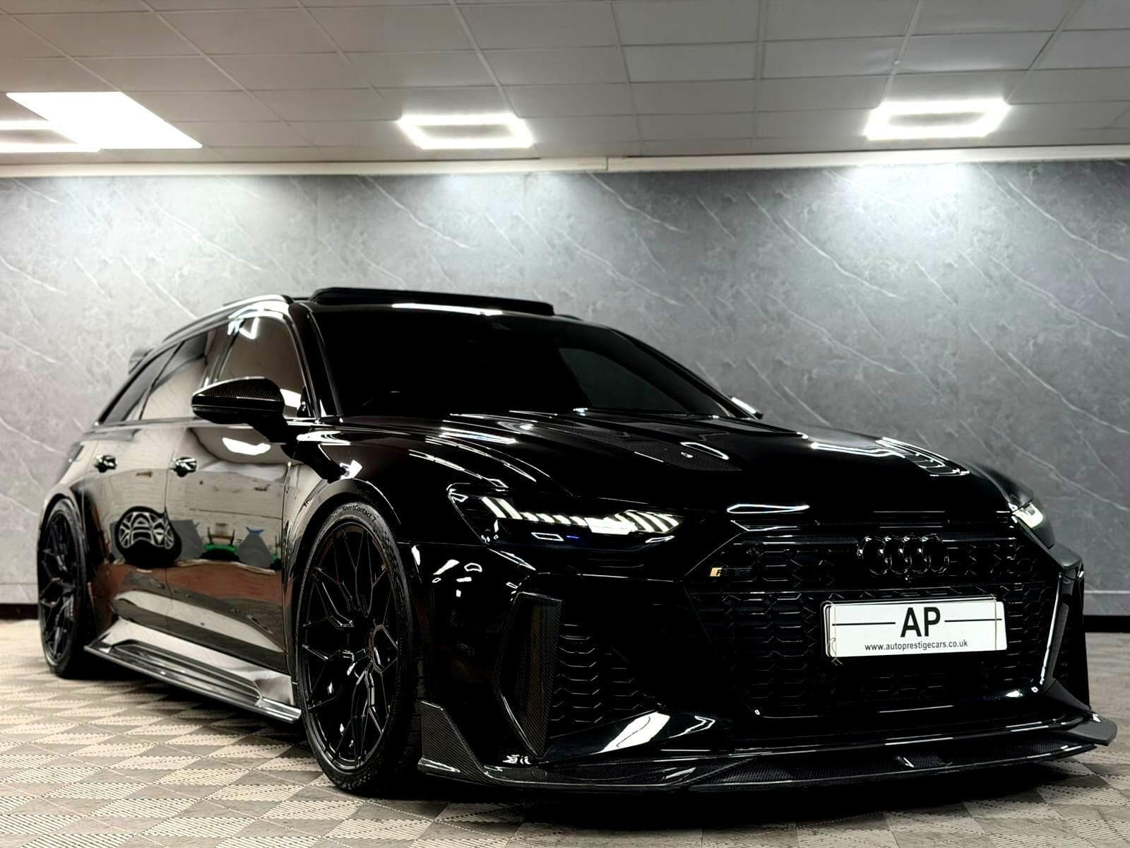 2020 Audi RS6 Avant - Thumbnail 6