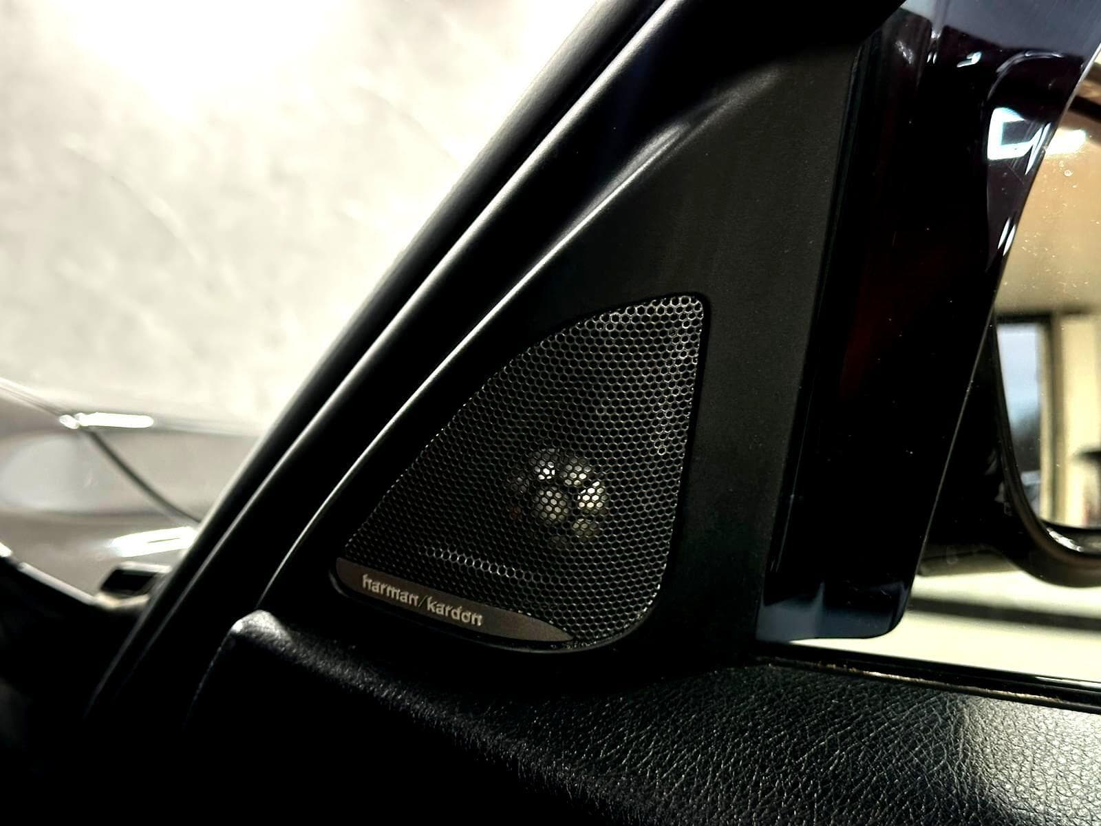 2015 BMW 3 Series - Thumbnail 52