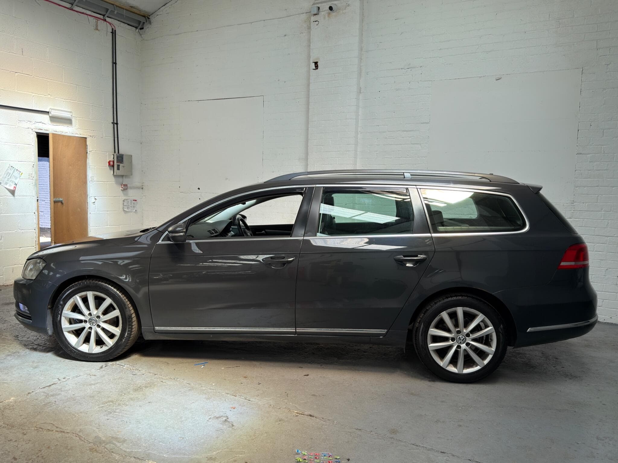 2014 Volkswagen Passat - Thumbnail 8