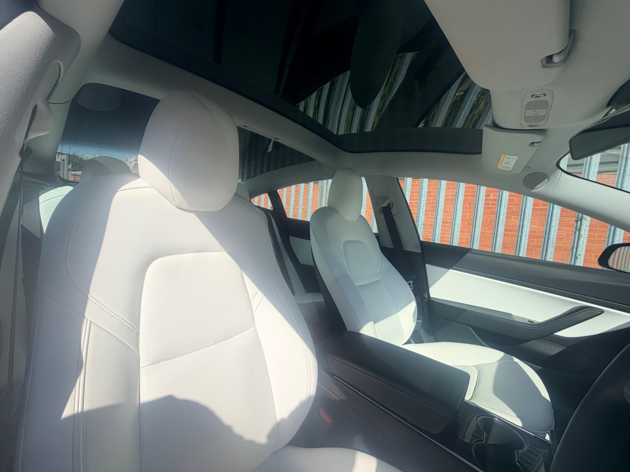 2019 Tesla Model 3 - Thumbnail 9