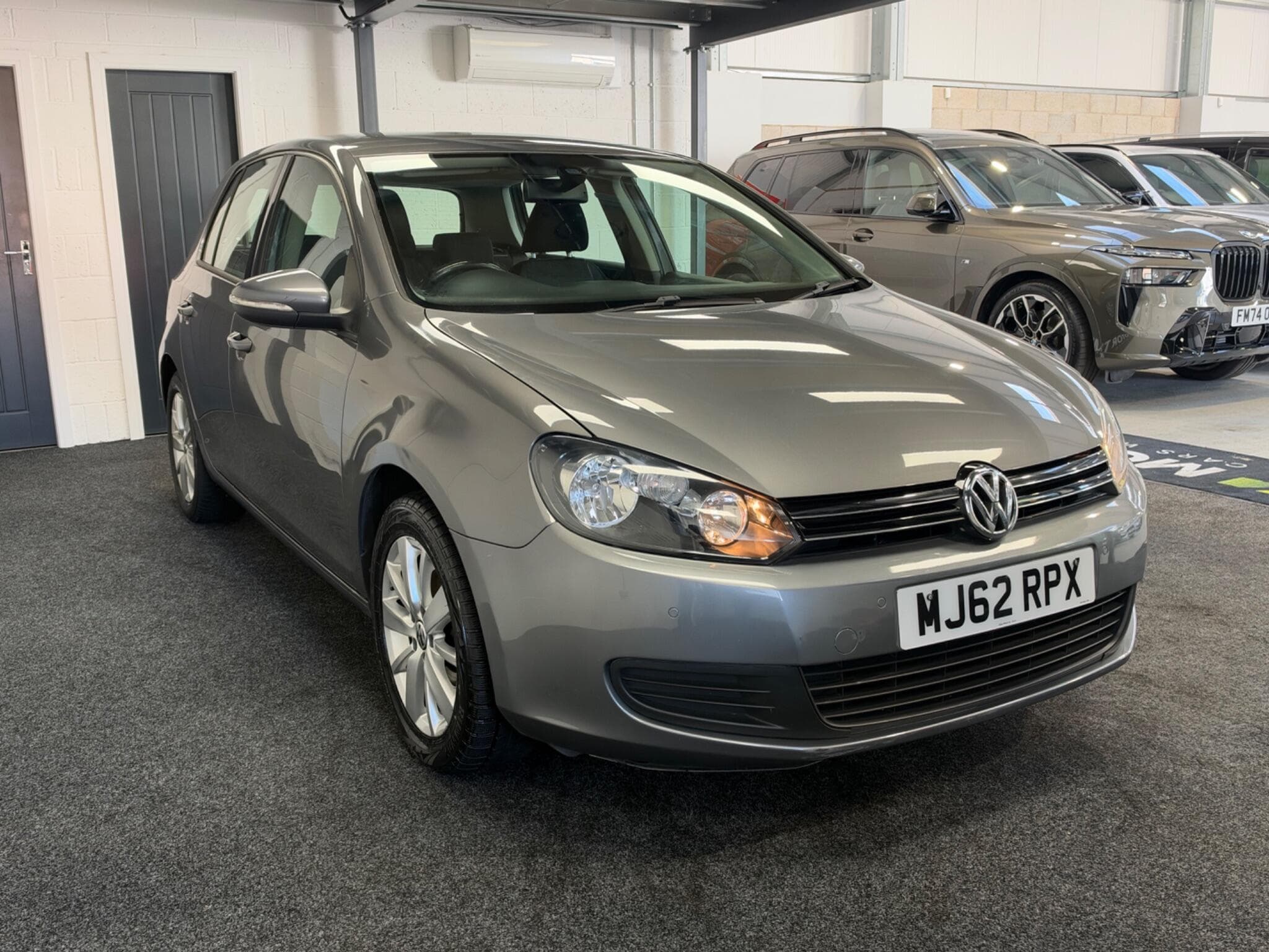 2012 Volkswagen Golf - Thumbnail 2