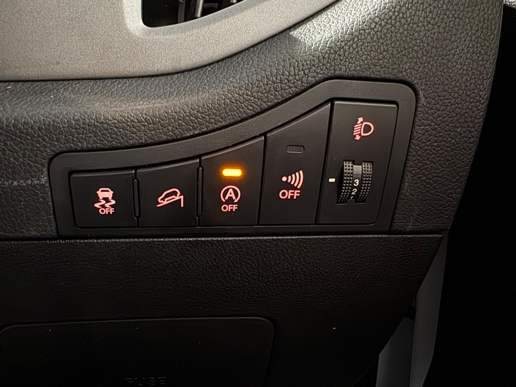 2015 Kia Sportage - Thumbnail 23