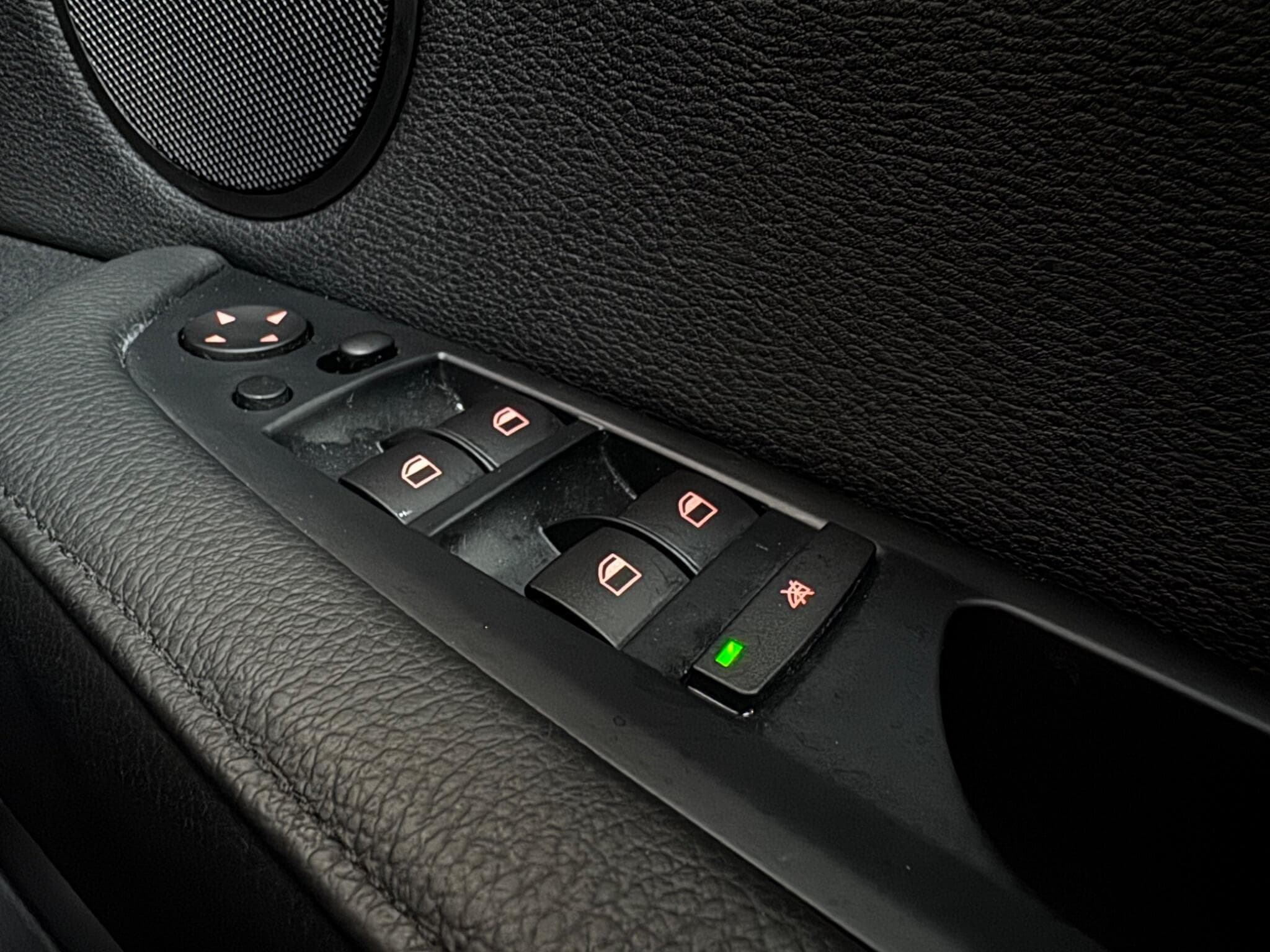 2014 BMW X6 - Thumbnail 27