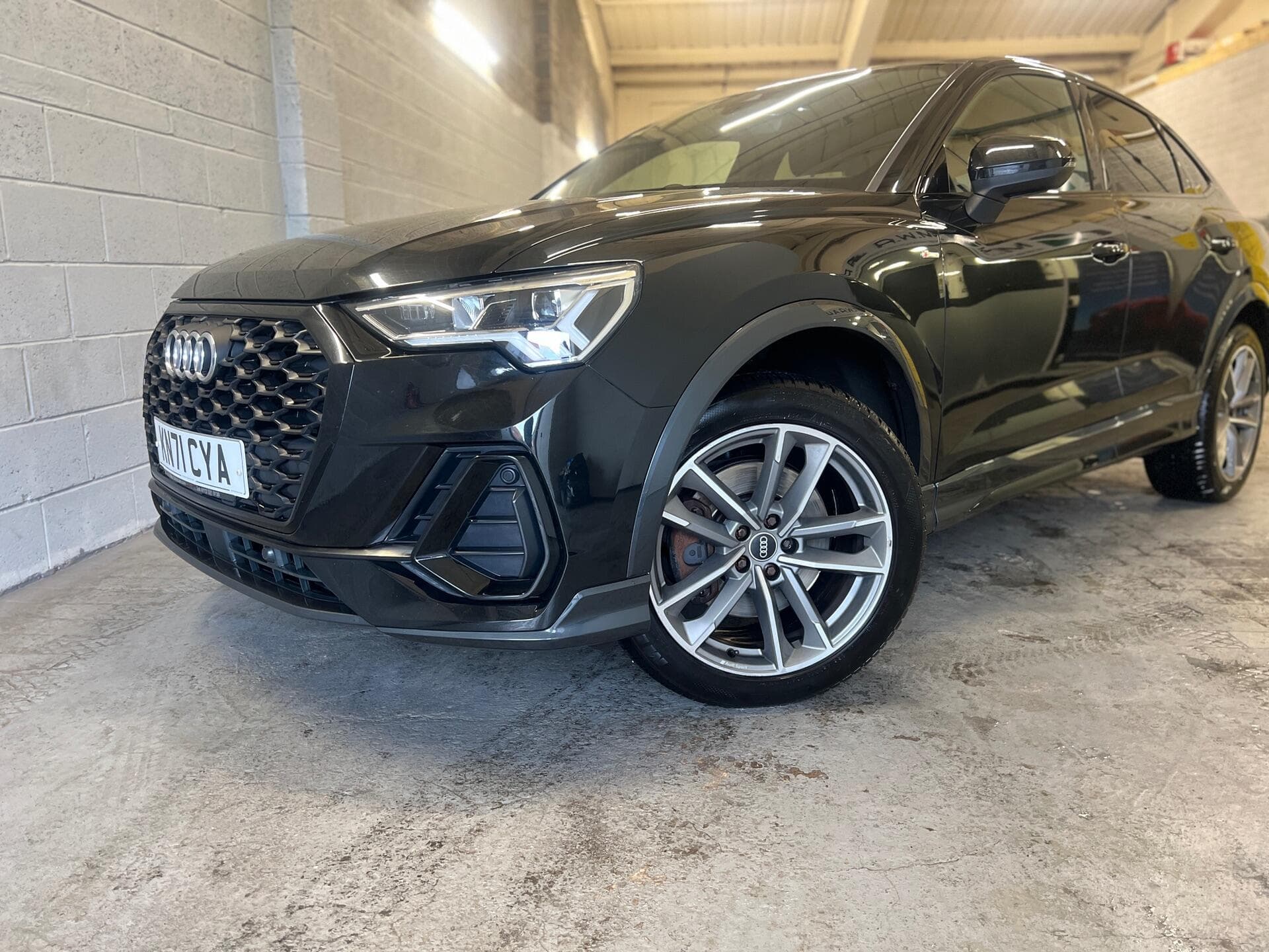 2021 Audi Q3 - Thumbnail 18
