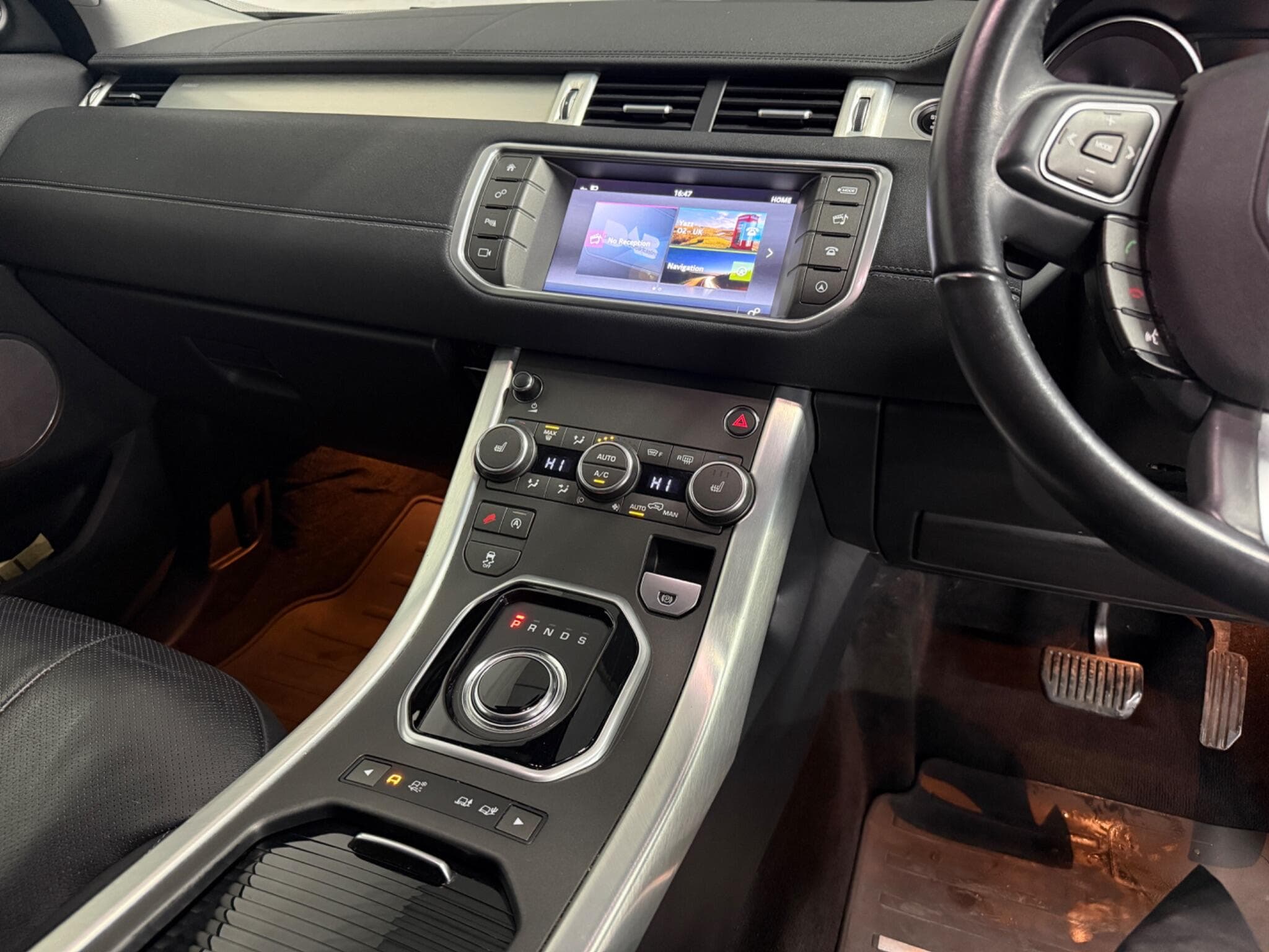 2017 Land Rover Range Rover Evoque - Thumbnail 25