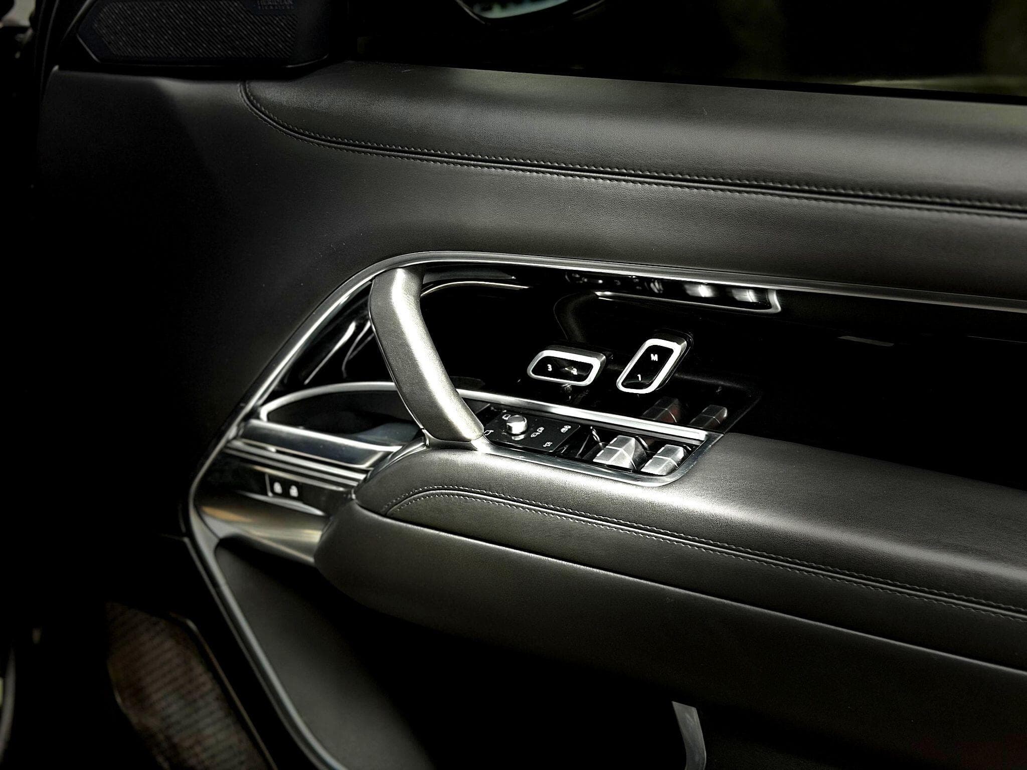 2022 Land Rover Range Rover - Thumbnail 40