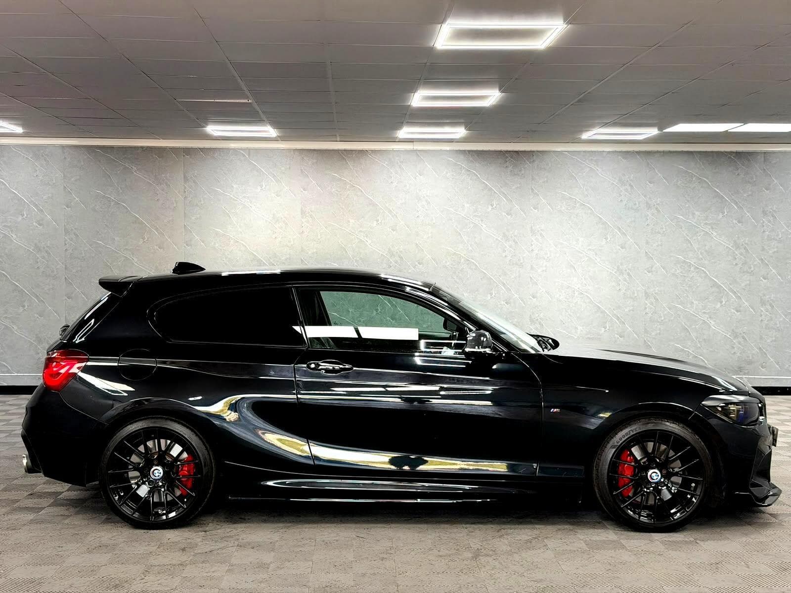 2017 BMW 1 Series - Thumbnail 23
