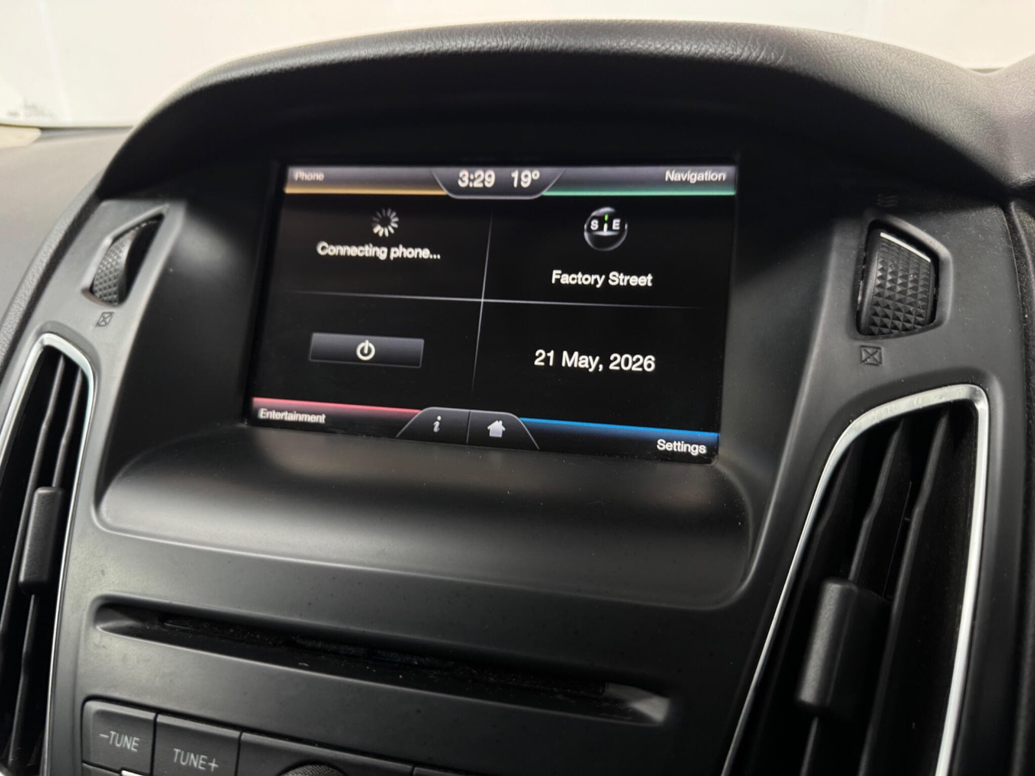 2015 Ford Focus - Thumbnail 15