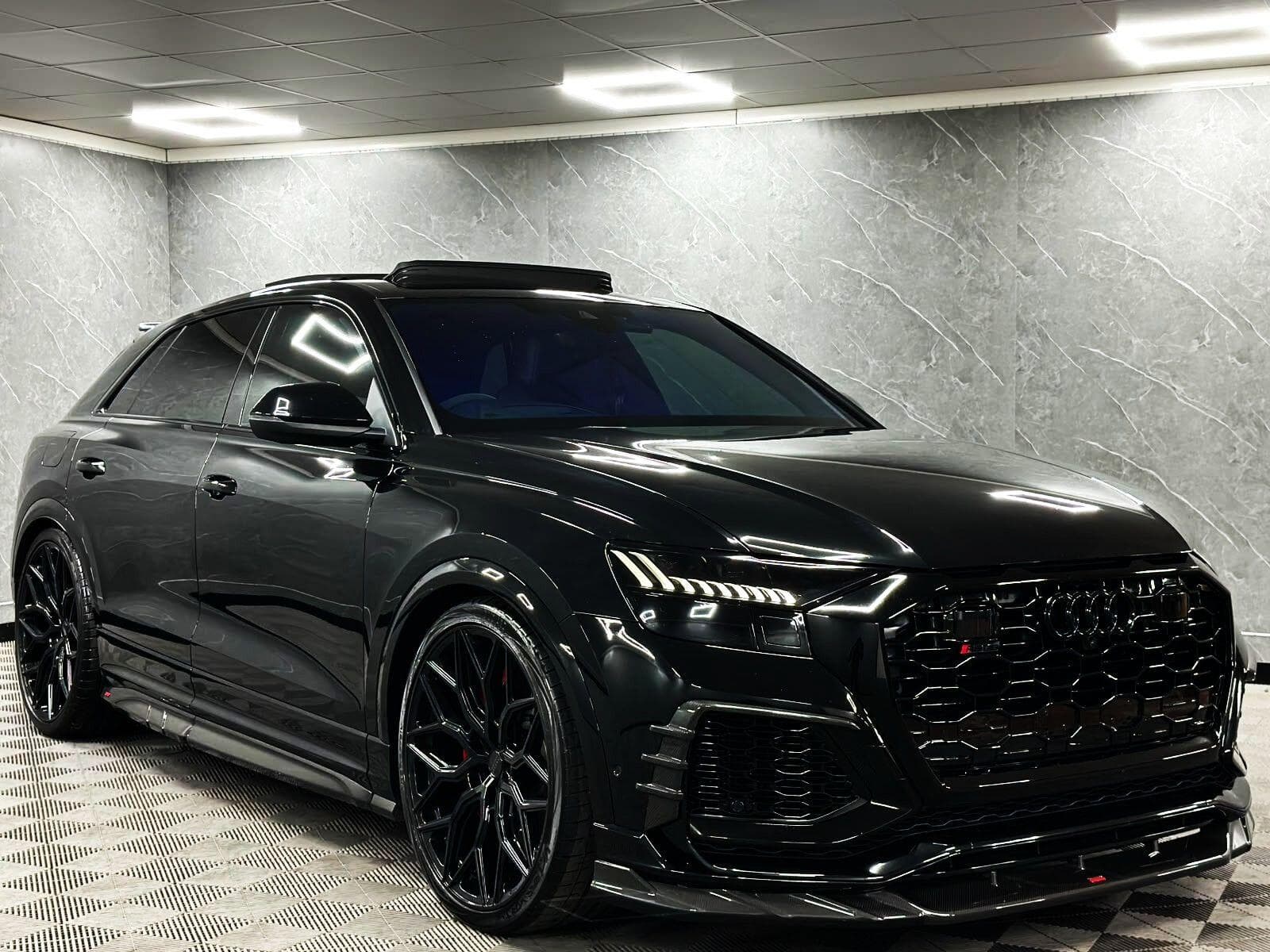 2022 Audi RSQ8 - Thumbnail 32
