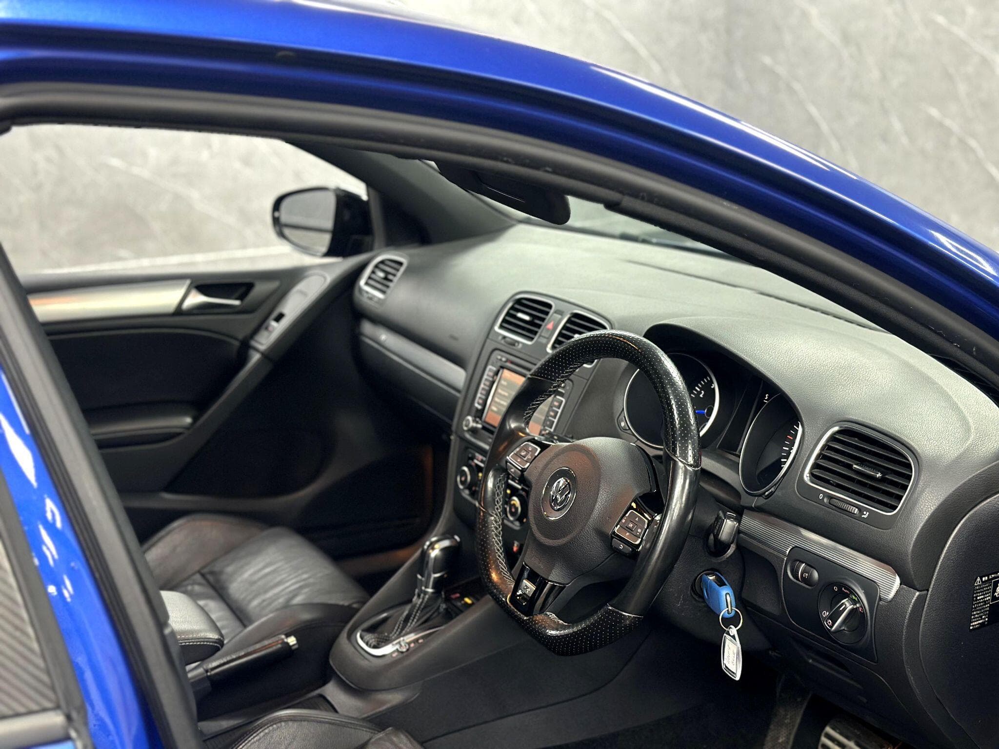 2011 Volkswagen Golf - Thumbnail 32