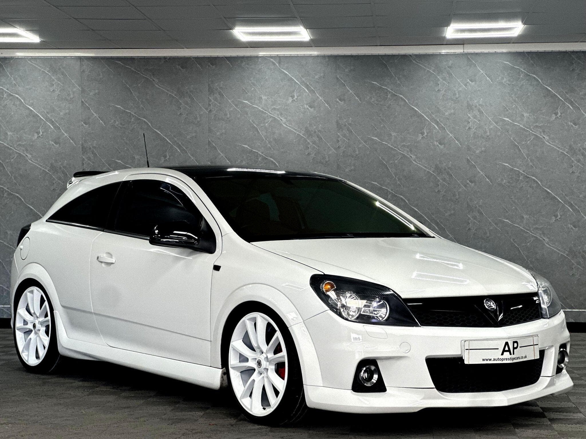 2010 Vauxhall Astra - Thumbnail 6