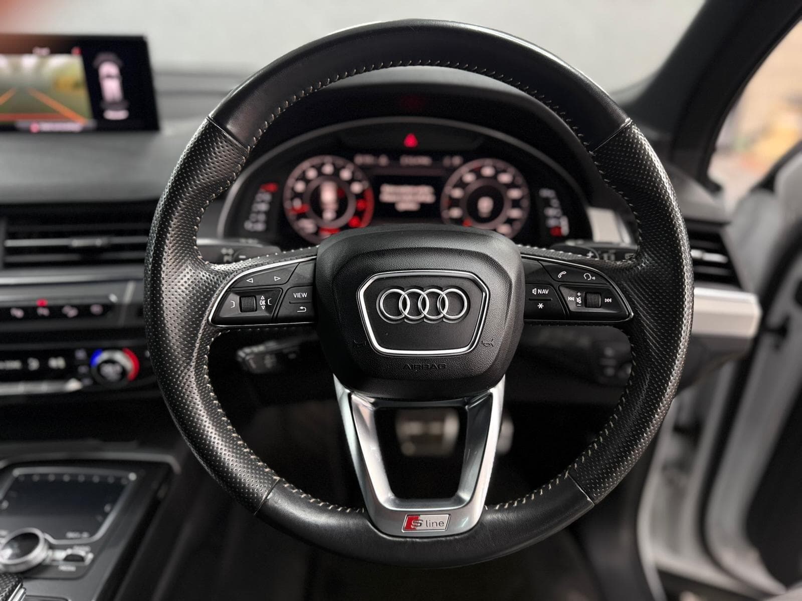 2017 Audi Q7 - Thumbnail 39