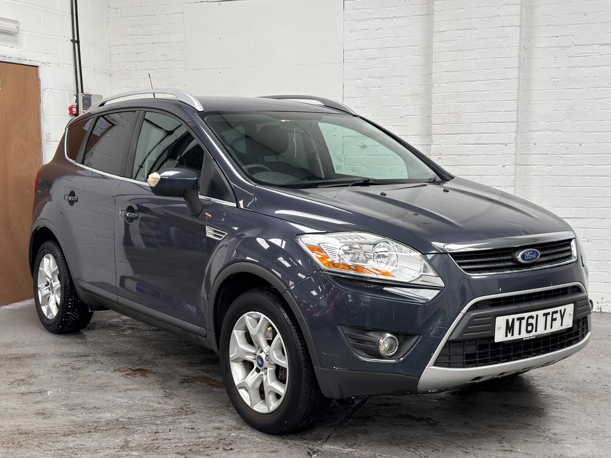 2011 Ford Kuga - Main