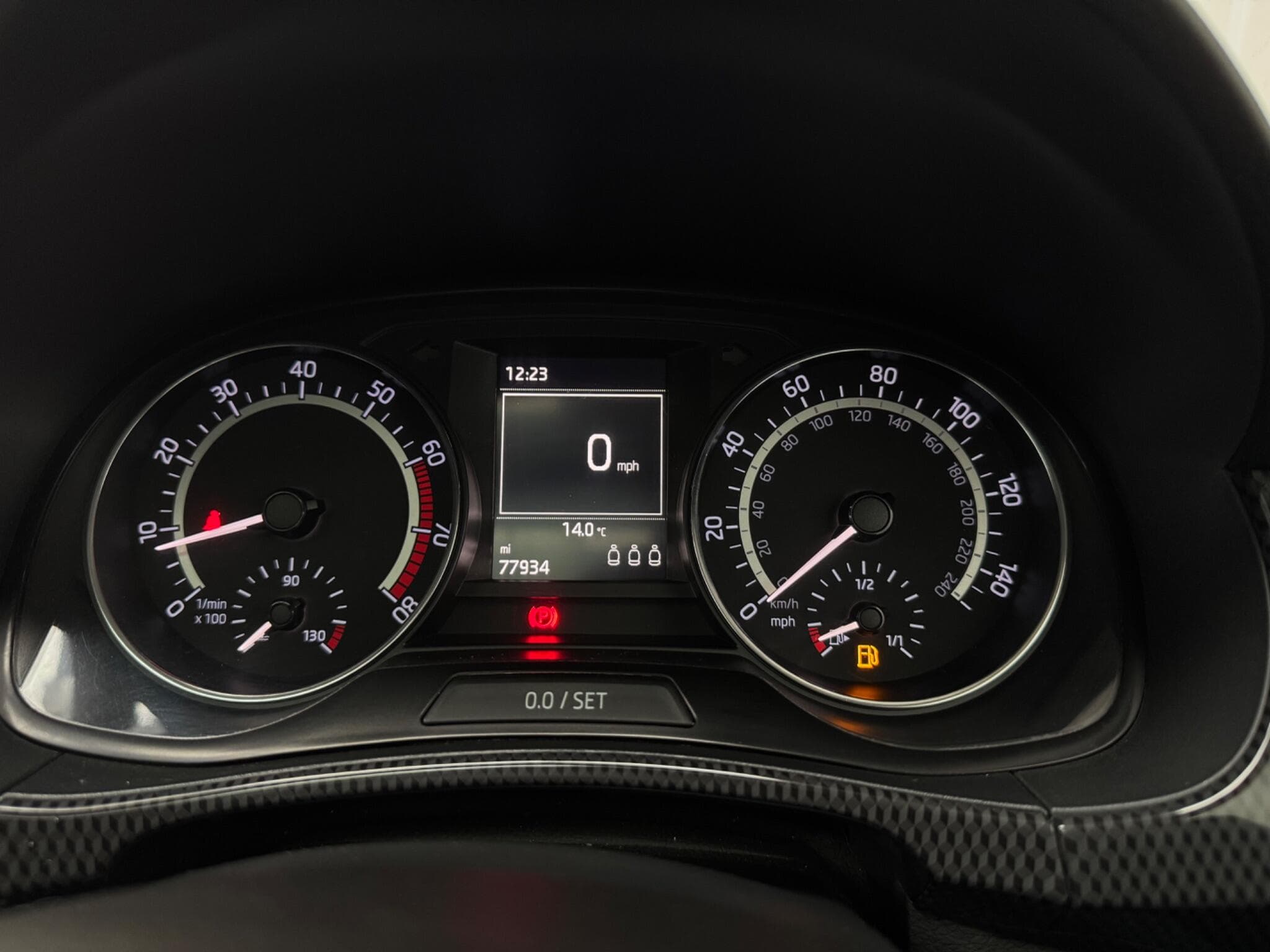 2015 Skoda Fabia - Thumbnail 12