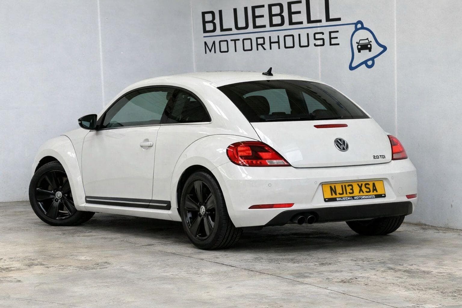 2013 Volkswagen Beetle - Thumbnail 5