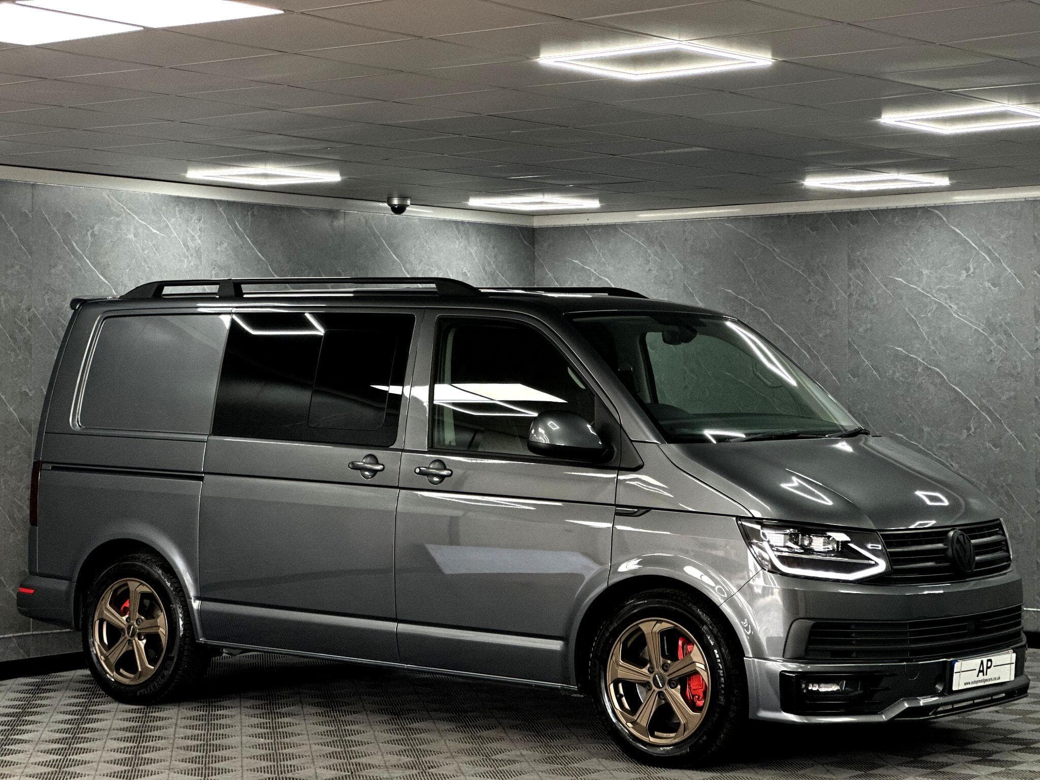 2018 Volkswagen Transporter - Image 4