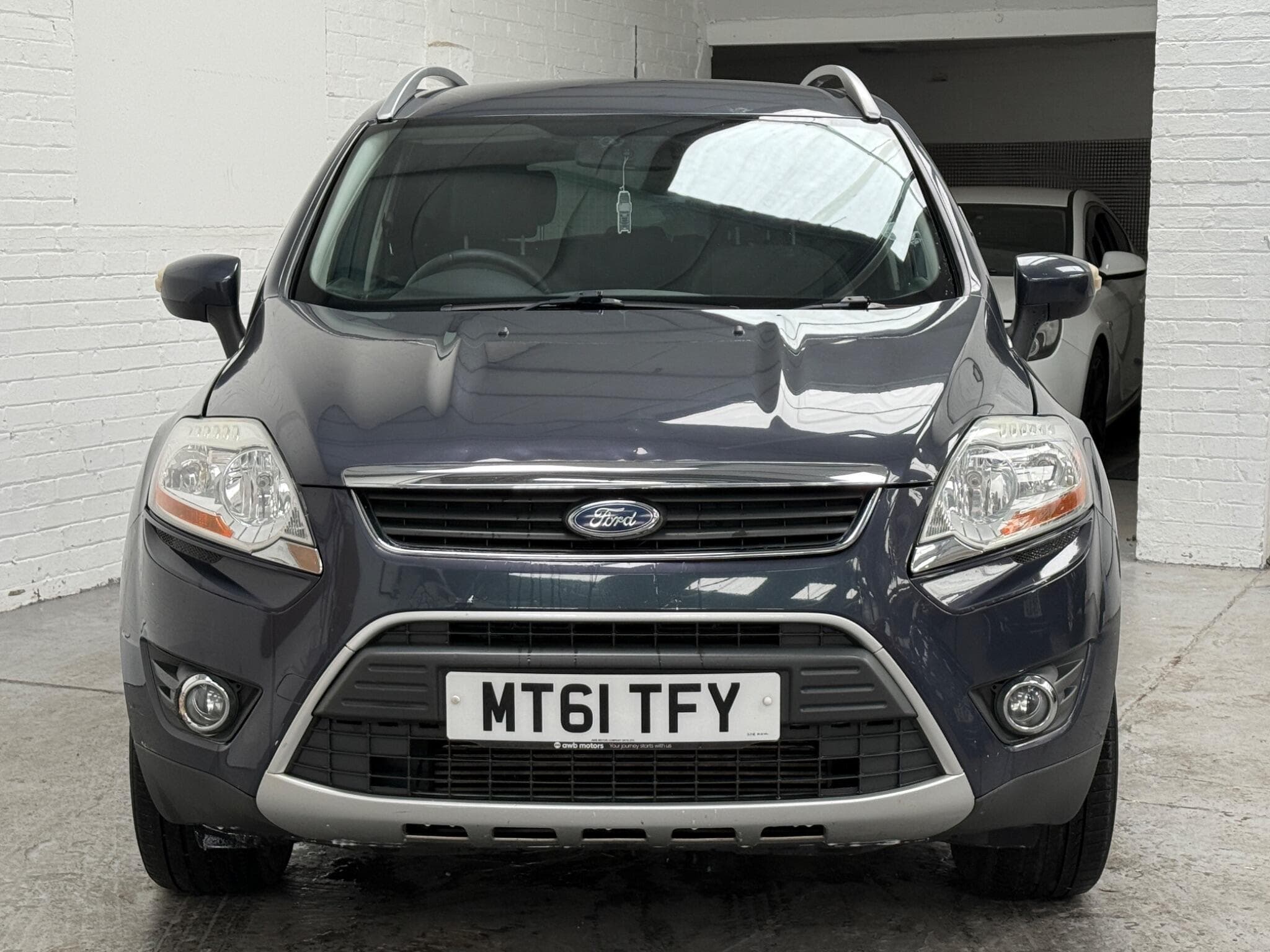 2011 Ford Kuga - Thumbnail 2
