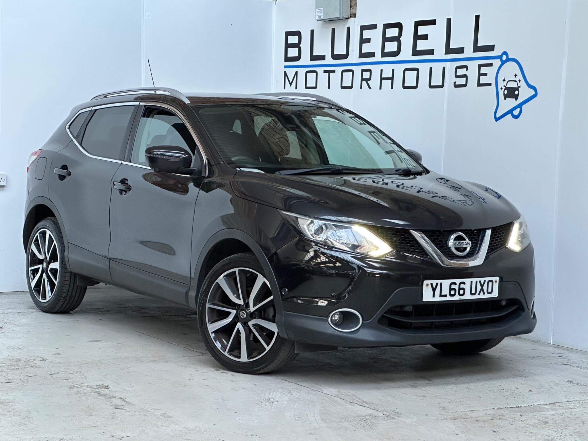 2017 Nissan Qashqai - Image 1