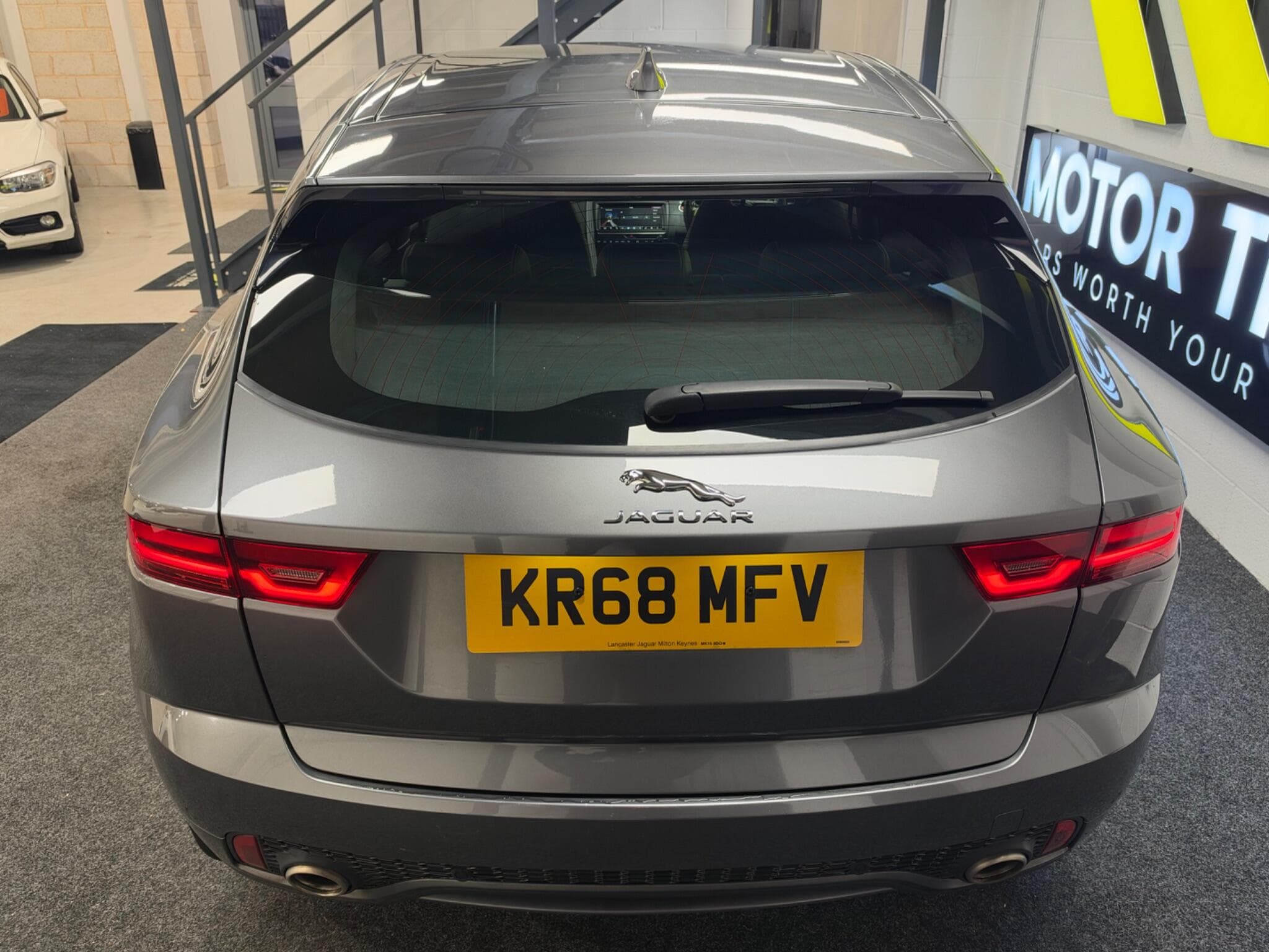 2018 Jaguar E-PACE - Thumbnail 11