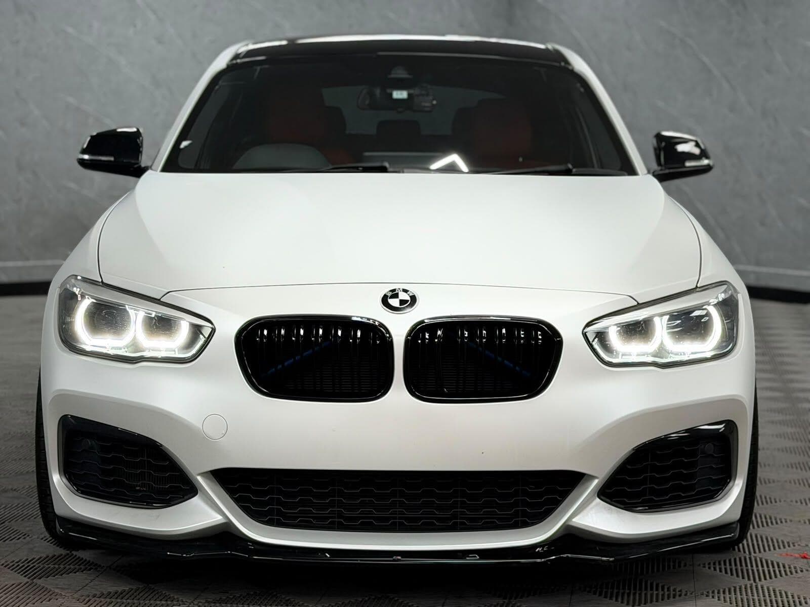2017 BMW 1 Series - Thumbnail 11