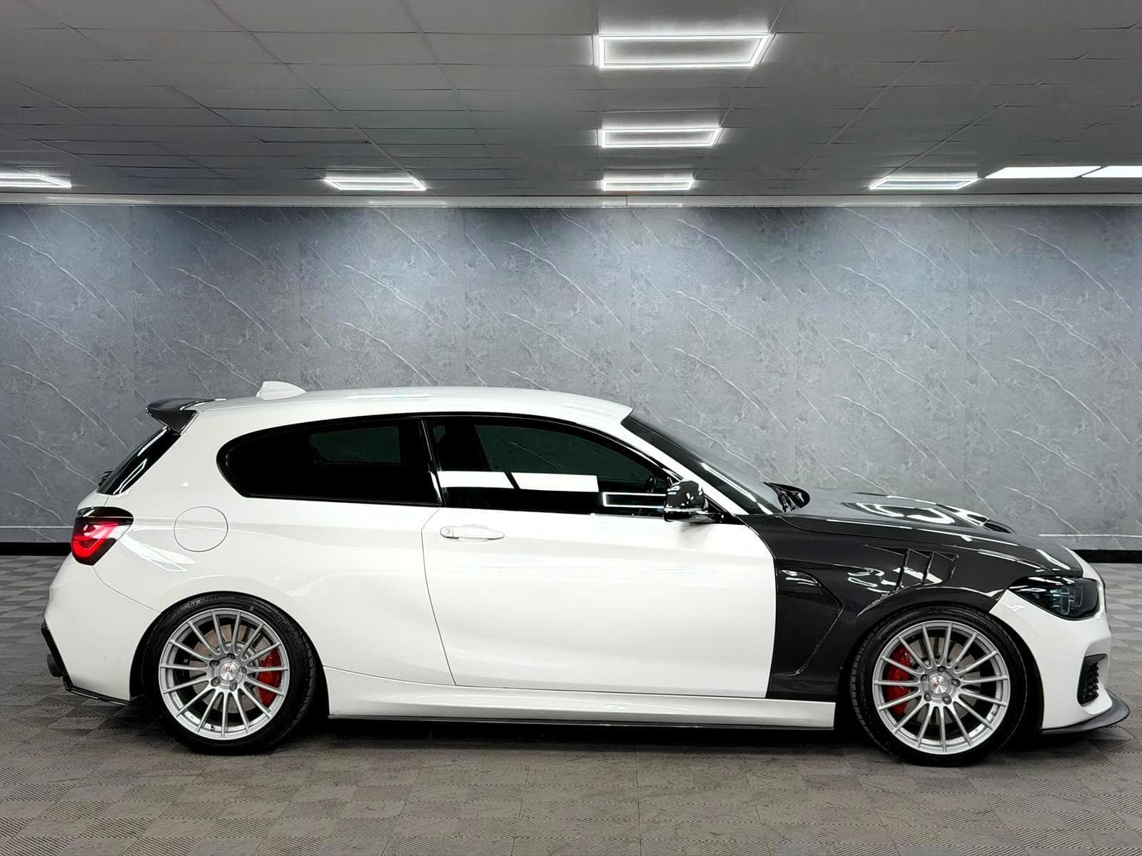 2019 BMW 1 Series - Thumbnail 34