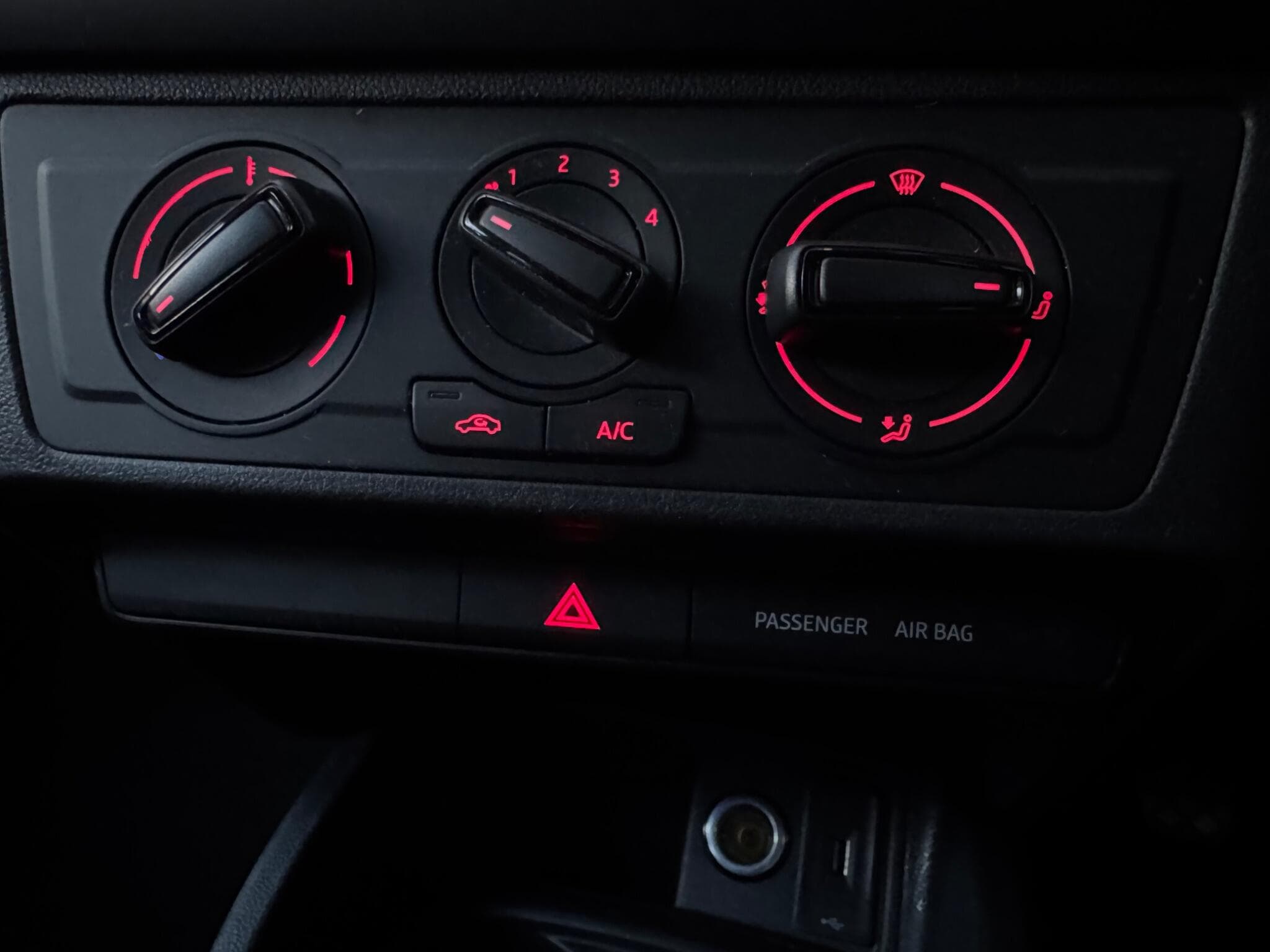 2017 SEAT Ibiza - Thumbnail 17