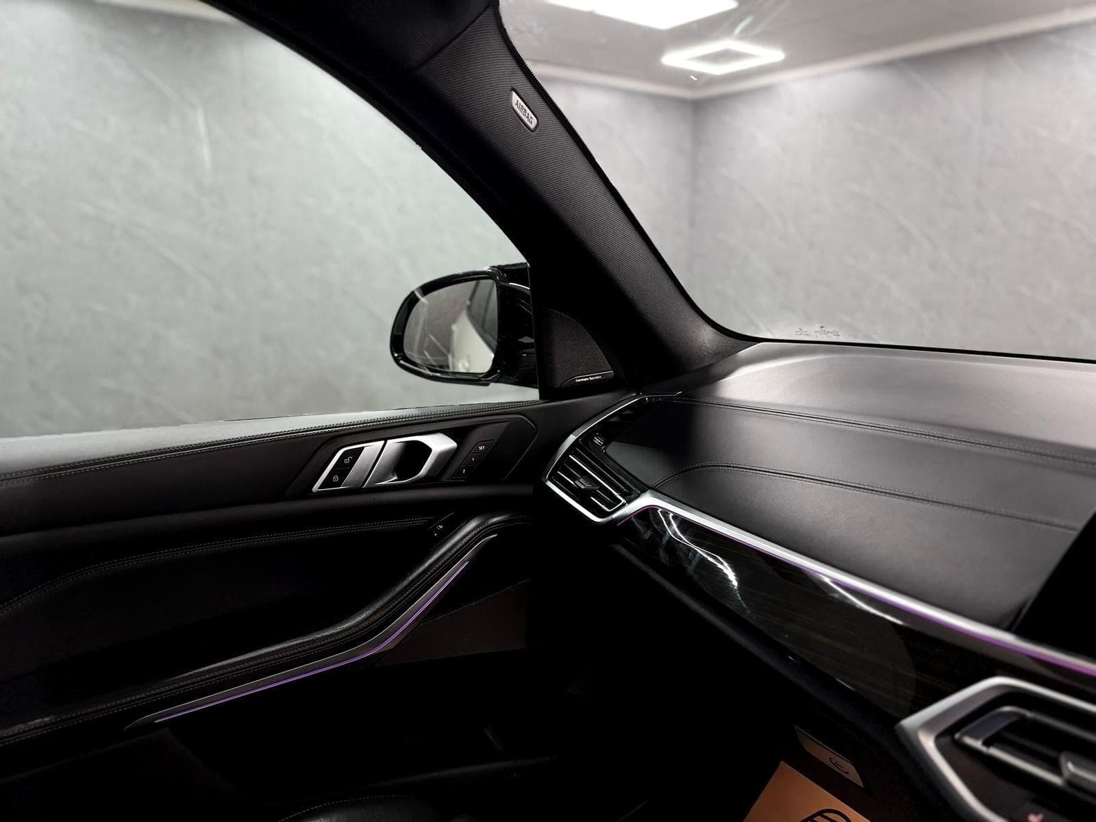 2018 BMW X5 - Thumbnail 47