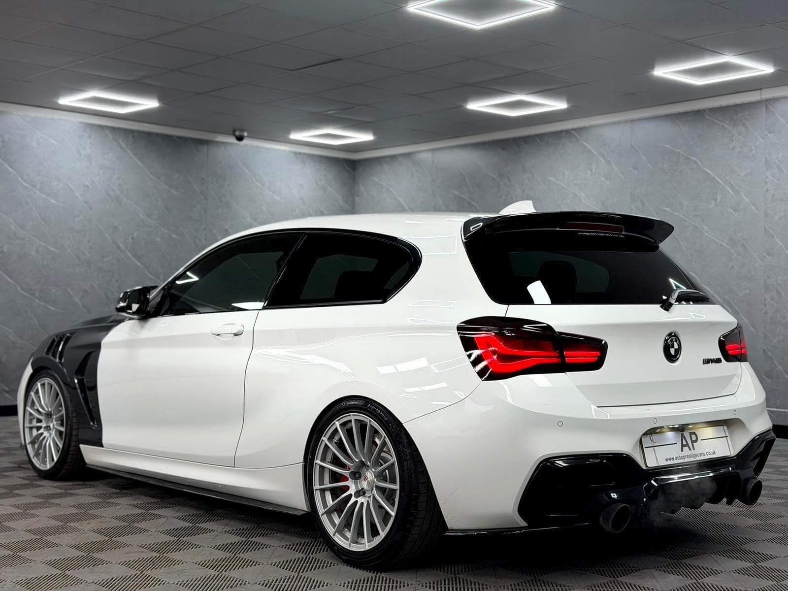 2019 BMW 1 Series - Thumbnail 20