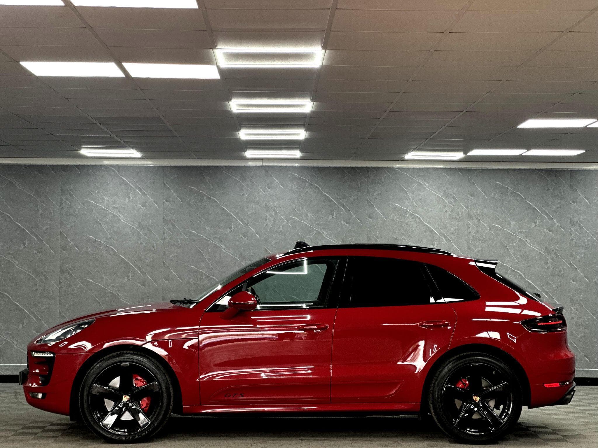 2016 Porsche Macan - Thumbnail 20