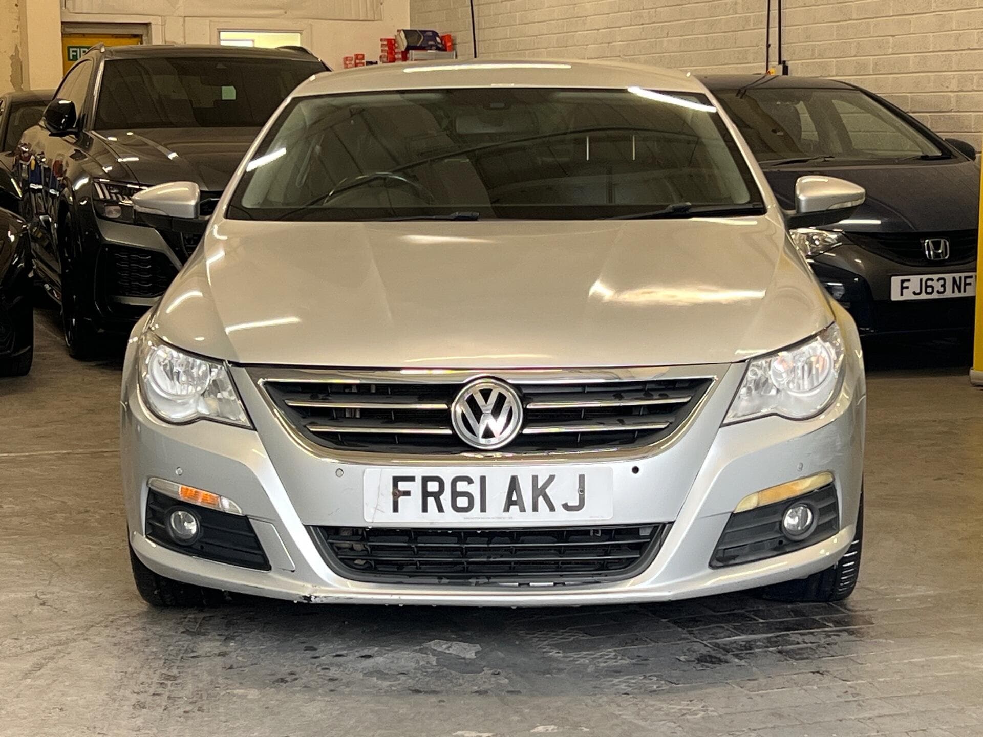 2012 Volkswagen CC - Image 2