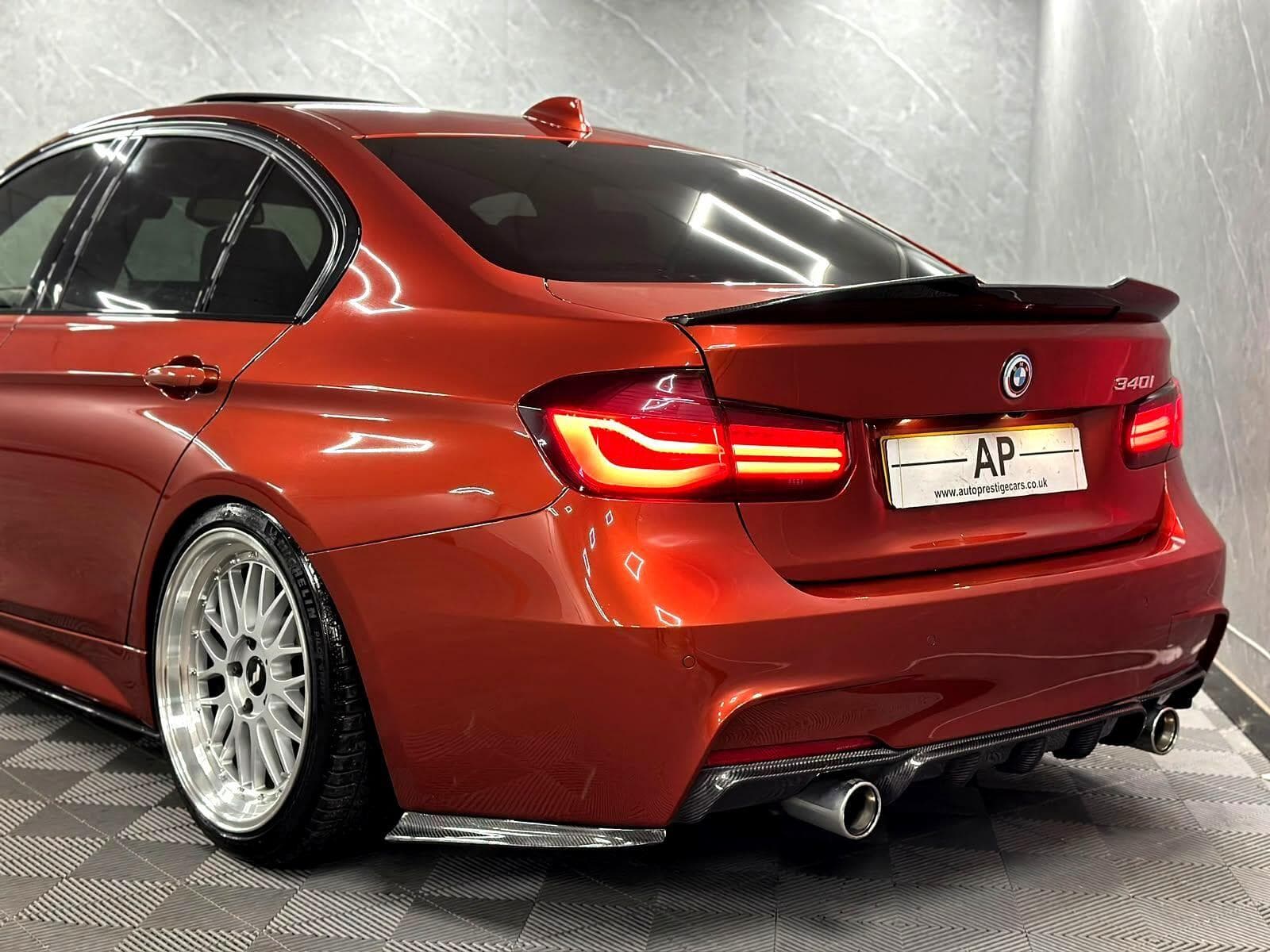 2017 BMW 3 Series - Thumbnail 29