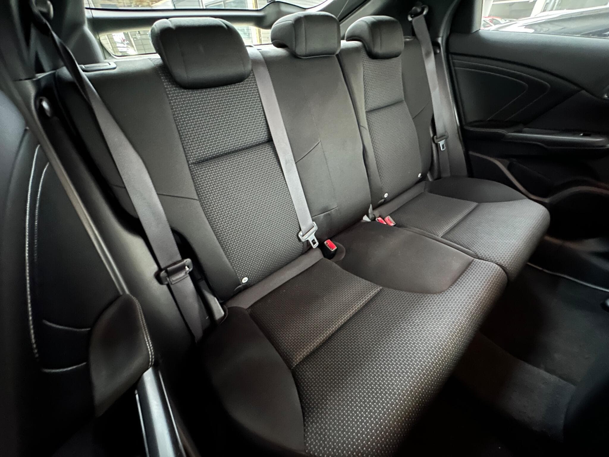 2016 Honda Civic - Thumbnail 9