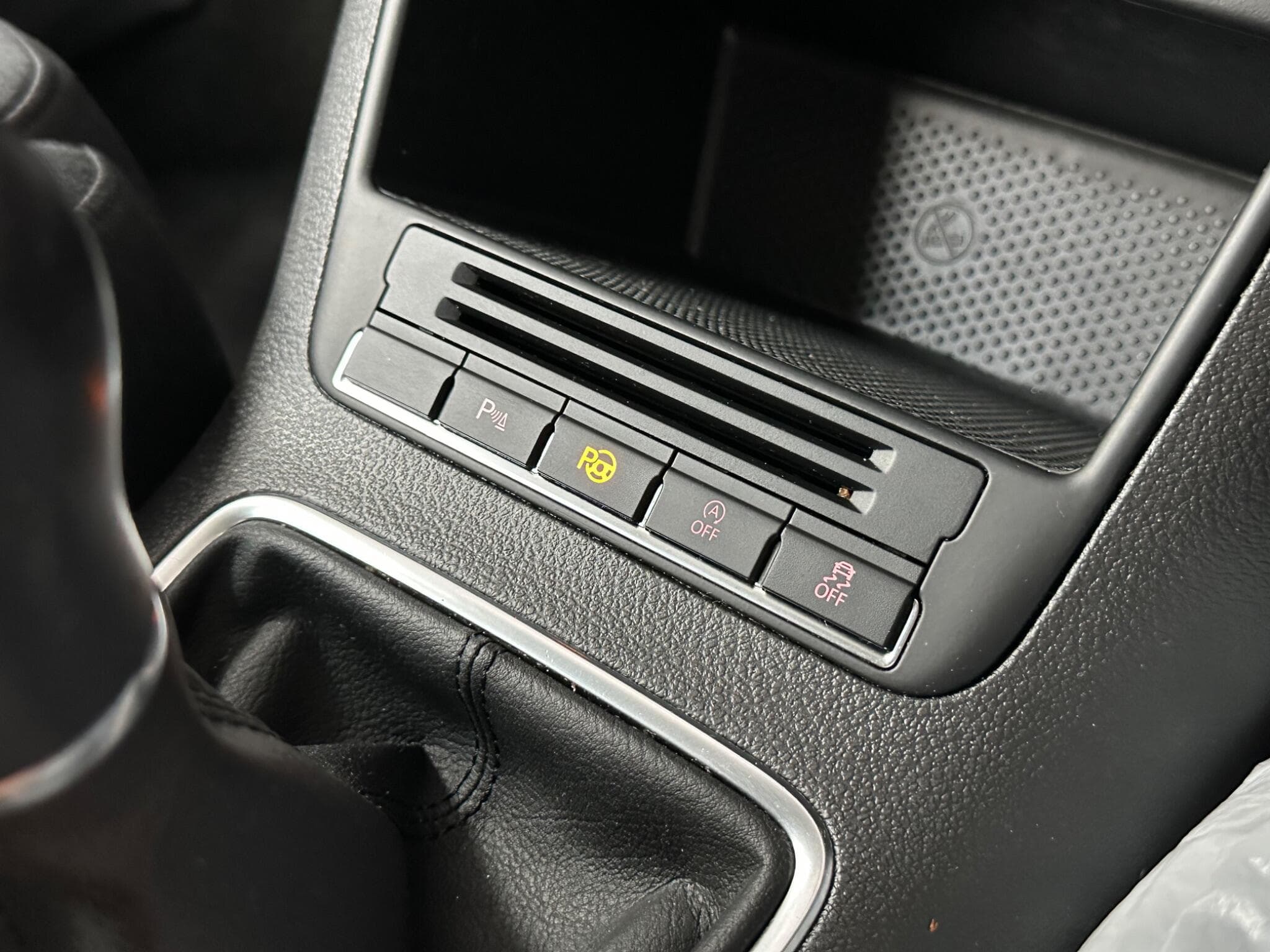 2015 Volkswagen Tiguan - Thumbnail 20