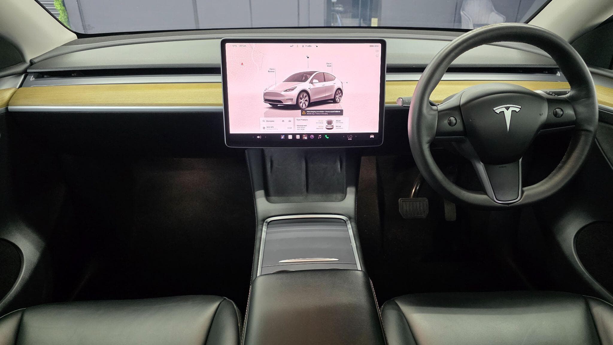 2022 Tesla Model Y - Thumbnail 10