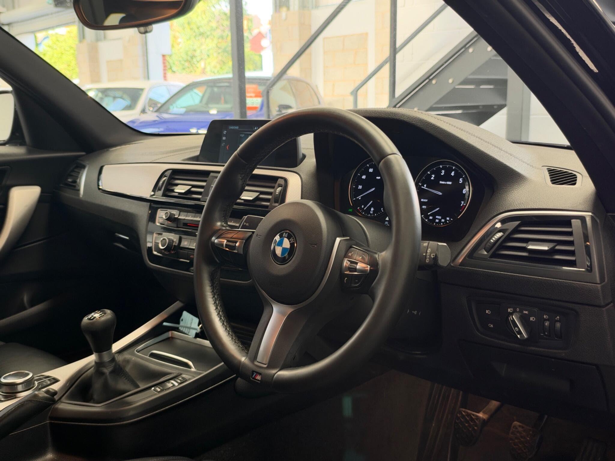 2019 BMW 1 Series - Thumbnail 15