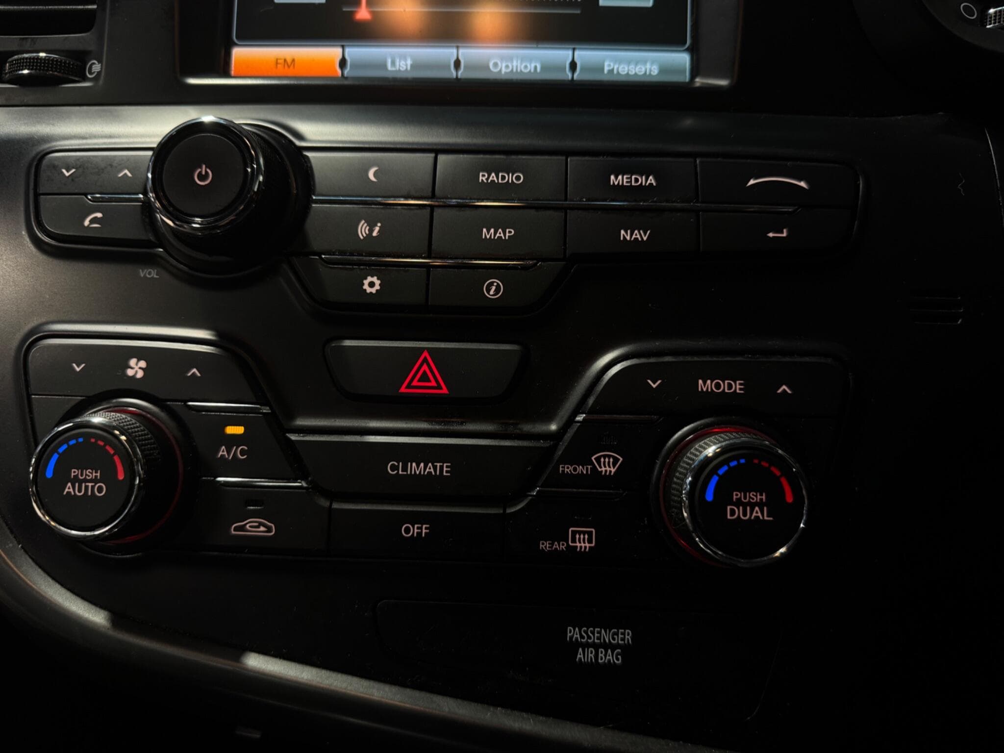 2013 Kia Optima - Thumbnail 17