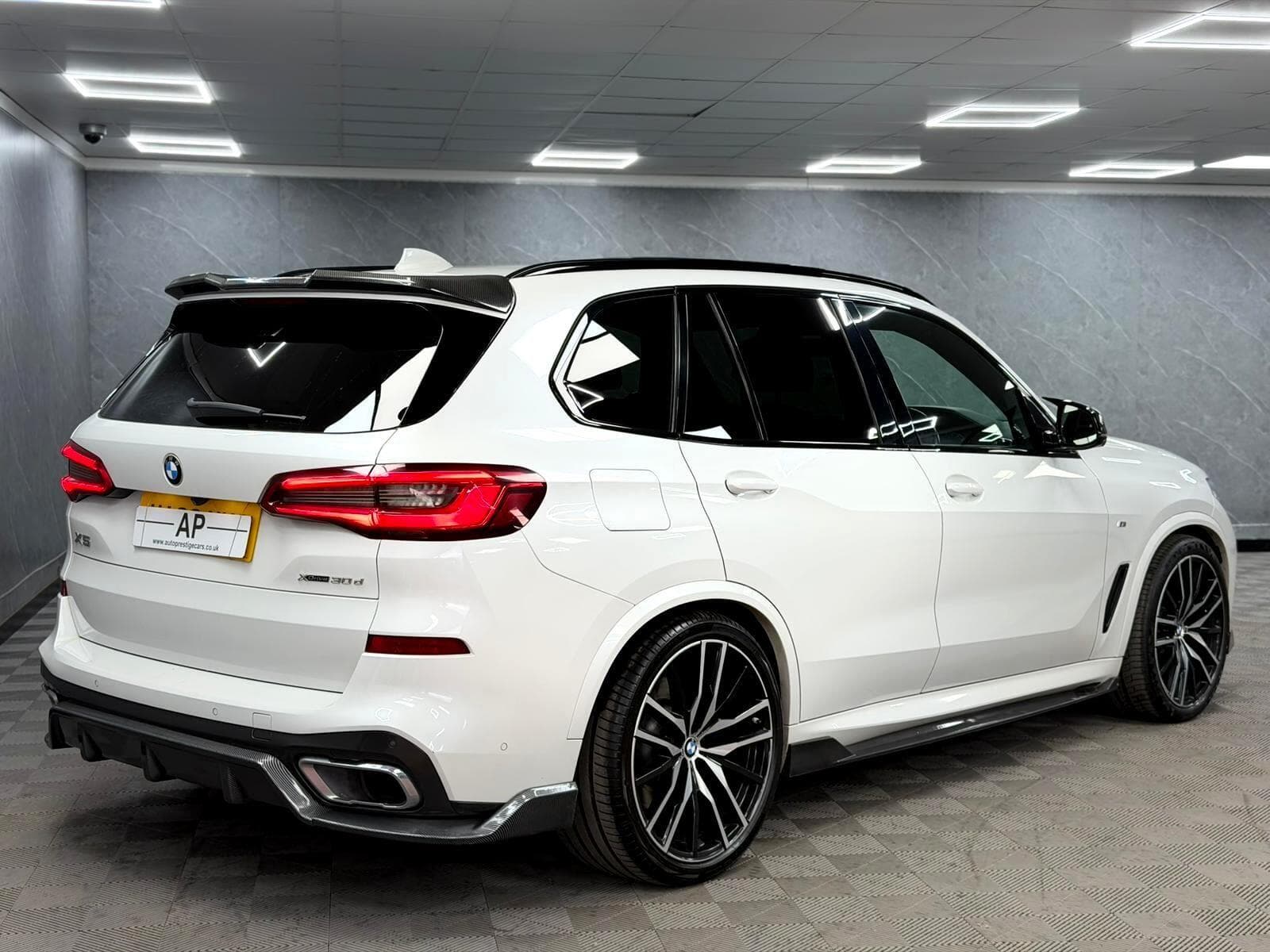 2018 BMW X5 - Thumbnail 27